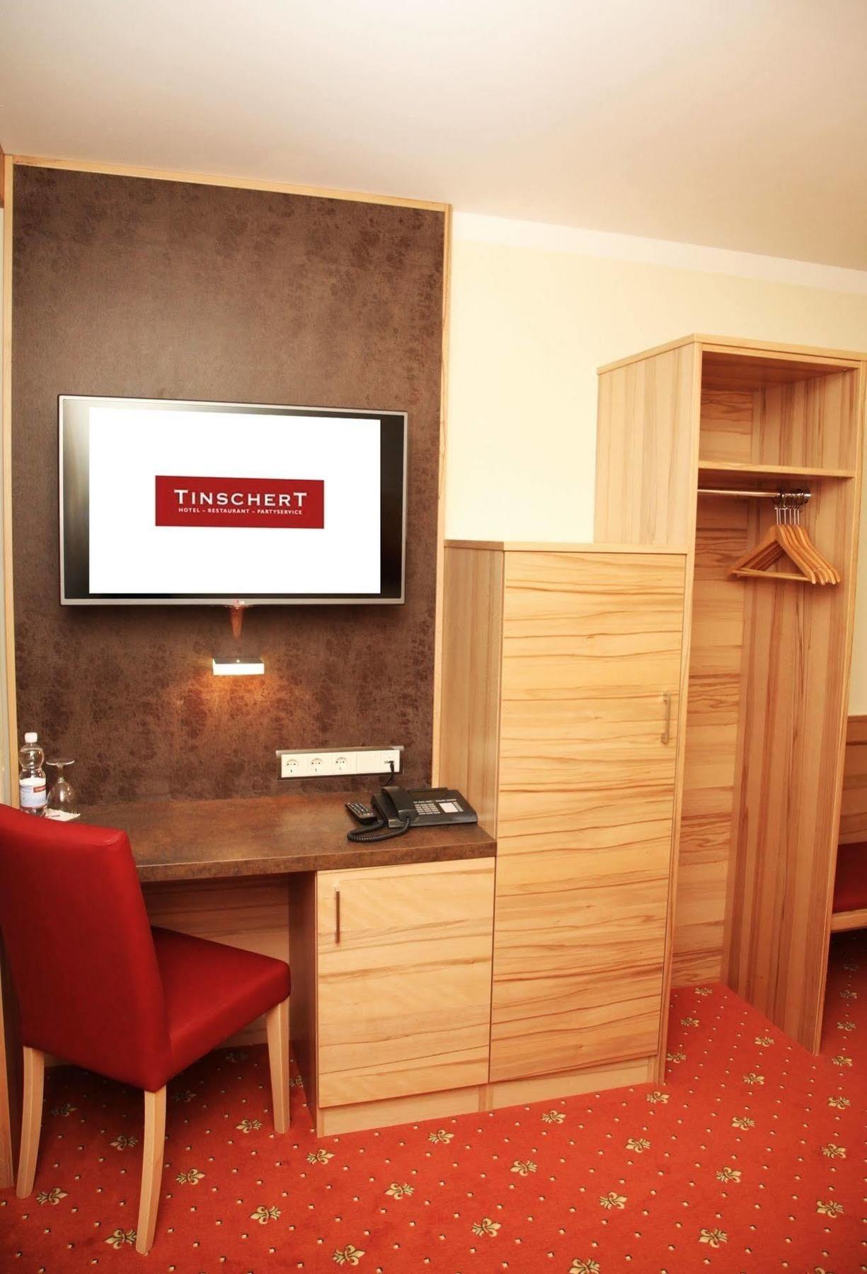 Tinschert Hotel-Restaurant-Partyservice Schwertberg Екстер'єр фото